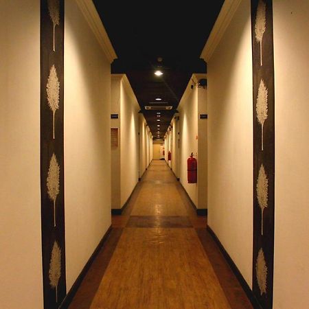 Switz Paradise Hotel - 5 Minute Walk To Centre Point And 10 Minute Walk To Waterfront- Kota Kinabalu Extérieur photo
