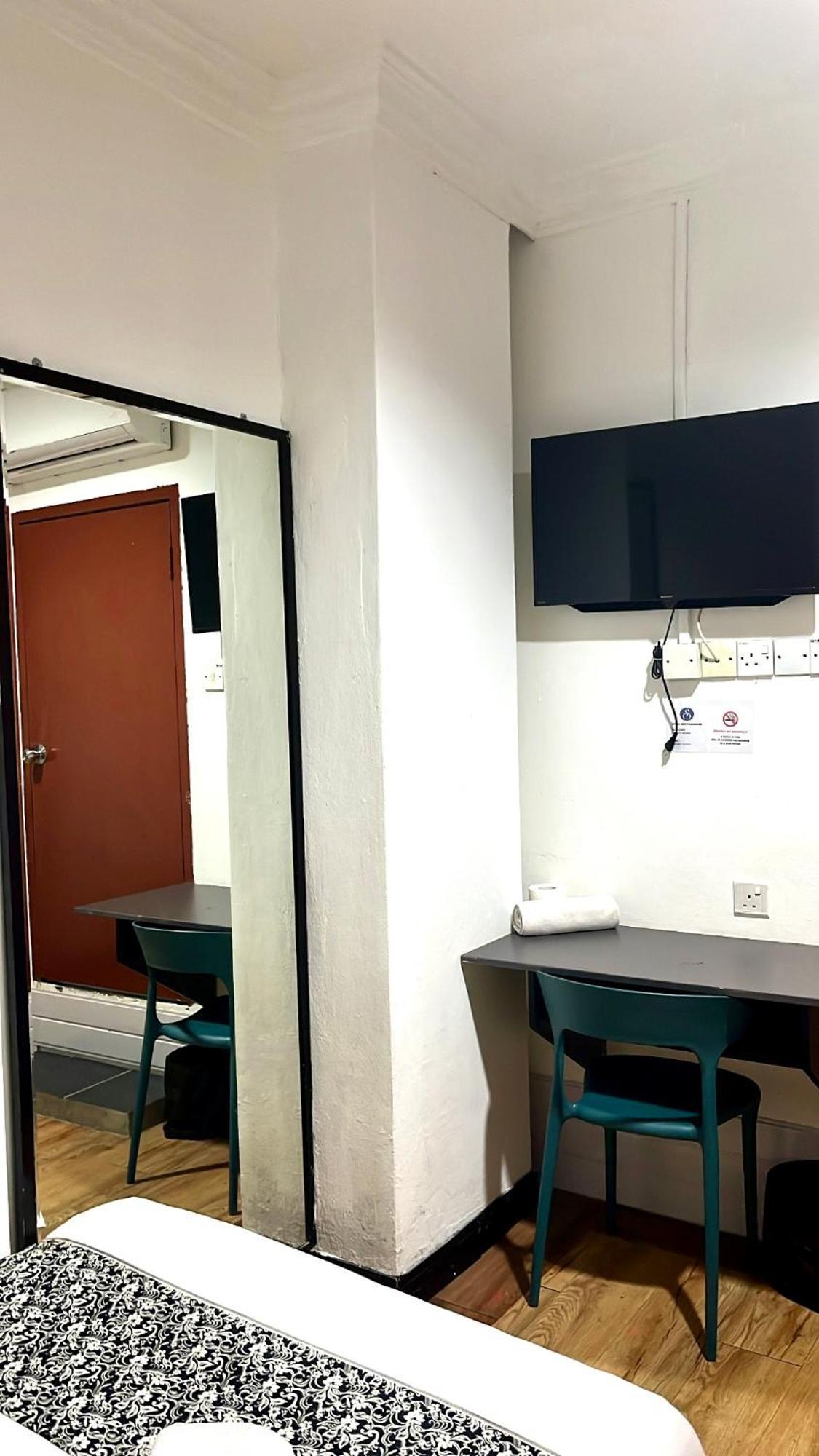Switz Paradise Hotel - 5 Minute Walk To Centre Point And 10 Minute Walk To Waterfront- Kota Kinabalu Extérieur photo